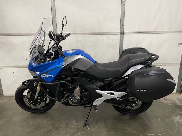 2023 CF Moto 650 Adventura - Image 3