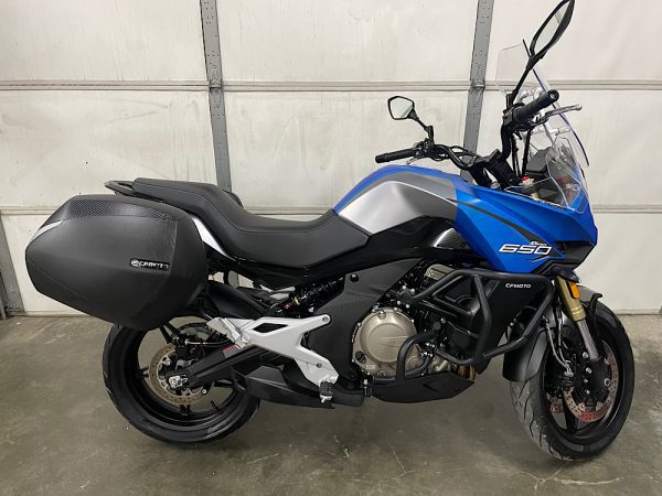 2023 CF Moto 650 Adventura - Image 2
